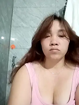 miumiu 00 online show from 11/26/25, 07:59