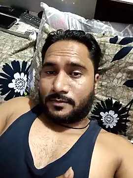 Snapshot of VijayLover69 chatting on 09/08/25, 04:39 VijayLover69 online show from 09/08/25, 04:39