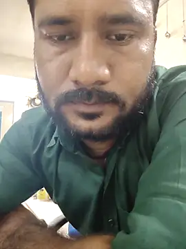 Snapshot of VijayLover69 chatting on 09/23/25, 12:08 VijayLover69 online show from 09/23/25, 12:08