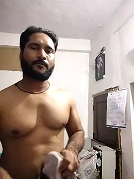 Snapshot of VijayLover69 chatting on 10/02/25, 09:16 VijayLover69 online show from 10/02/25, 09:16