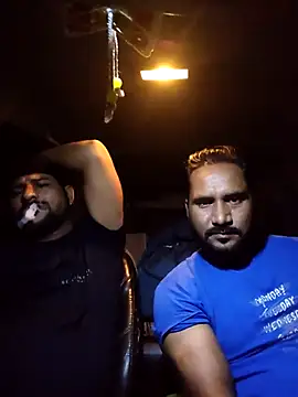 Snapshot of VijayLover69 chatting on 10/22/25, 03:34 VijayLover69 online show from 10/22/25, 03:34