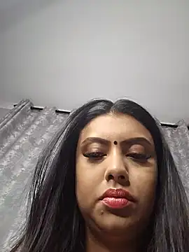 Indian GlowingMiax online show from 02/18/26, 02:07