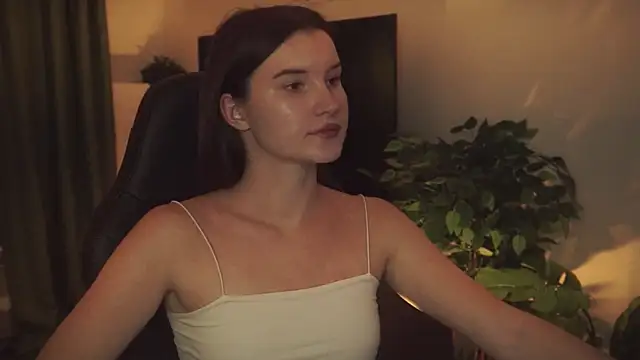 AgataWillis online show from 10/09/25, 11:30