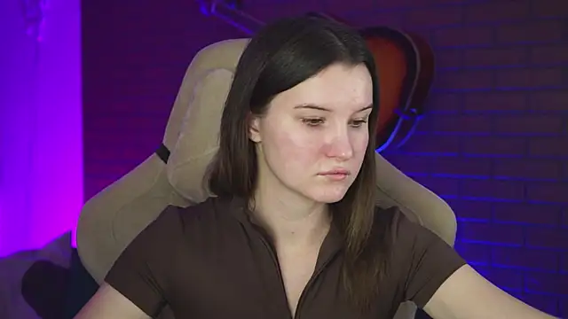 AgataWillis online show from 11/05/25, 04:34