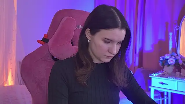 AgataWillis online show from 02/18/26, 06:09