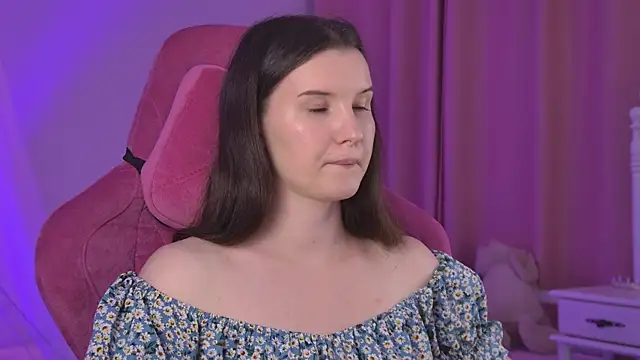 AgataWillis online show from 06/15/26, 10:17