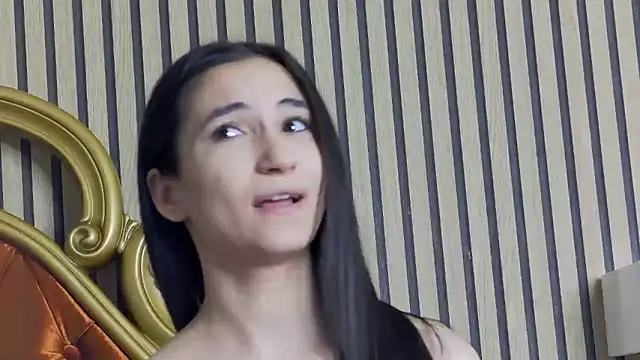 CarolinaBlair online show from 04/24/26, 05:54