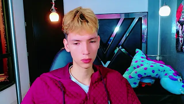 park jimin1 online show from 12/05/25, 12:14