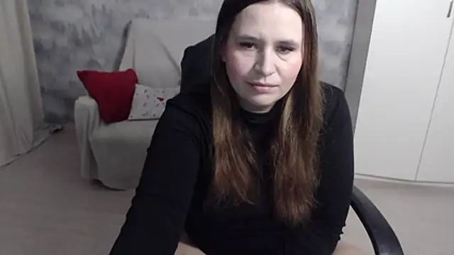 AdelinaLawson online show from 11/28/25, 06:32