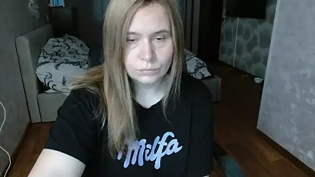 AdelinaLawson online show from 05/08/26, 07:46