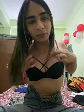 Snapshot of kaylee_demm chatting on 11/27/25, 01:57 kaylee demm online show from 11/27/25, 01:57