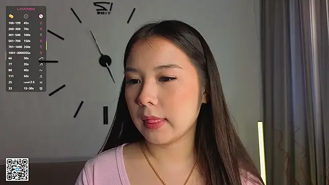 Snapshot of AlberthaEscue chatting on 09/22/25, 04:14 AlberthaEscue online show from 09/22/25, 04:14