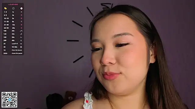 Snapshot of AlberthaEscue chatting on 11/12/25, 04:13 AlberthaEscue online show from 11/12/25, 04:13