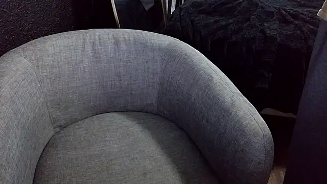 Snapshot of fetishslut4u chatting on 10/07/25, 02:03 fetishslut4u online show from 10/07/25, 02:03