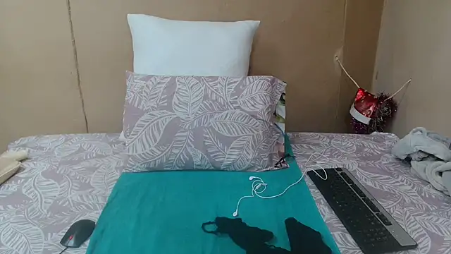SugarPoppy24xxx online show from 05/25/26, 04:24