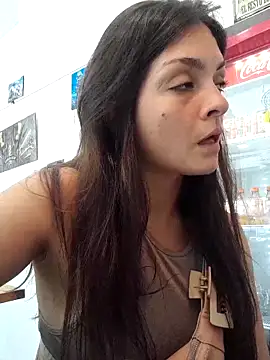 Danielaeliana online show from 11/25/25, 08:09