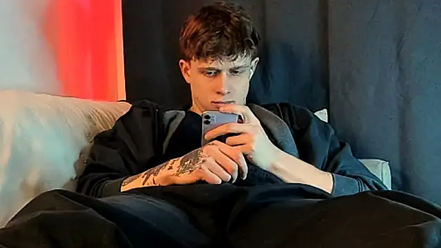 TalkingHead 0  online show from 04/21/26, 06:23