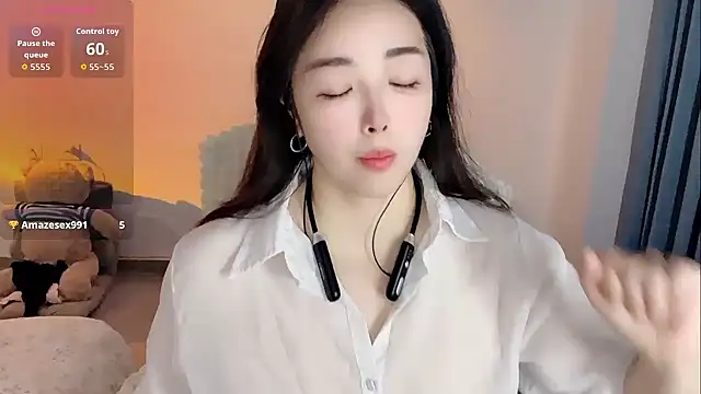 Xiali-166 online show from 03/21/26, 10:13