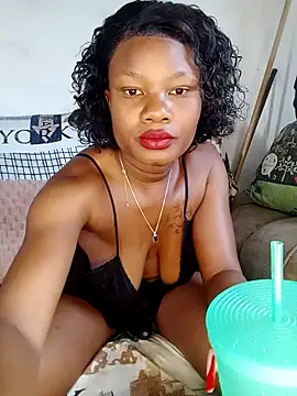 Snapshot of Lauren_007 chatting on 10/08/25, 02:04 Lauren 007 online show from 10/08/25, 02:04