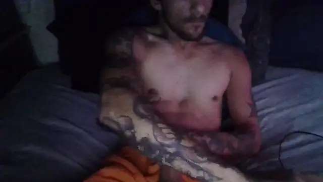 Snapshot of longdme33 chatting on 10/09/25, 04:54 longdme33 online show from 10/09/25, 04:54