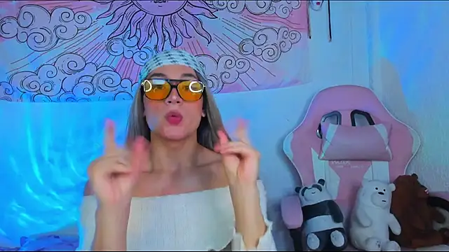 brihanna cooper online show from 03/31/26, 01:55