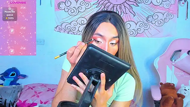 brihanna cooper online show from 04/21/26, 02:01