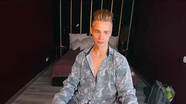 LawrenceMiles online show from 09/21/25, 04:47