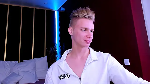 LawrenceMiles online show from 10/03/25, 11:07