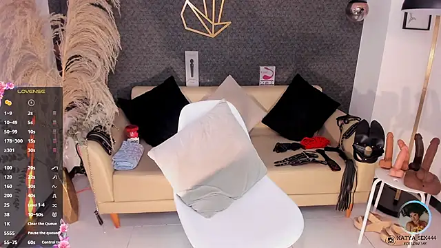 Katia fire online show from 09/28/25, 05:13