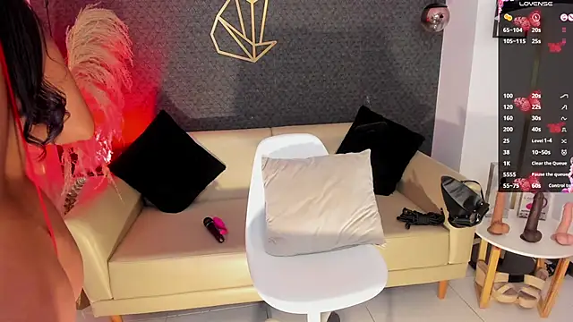 Snapshot of Katia_fire chatting on 01/17/26, 05:12 Katia fire online show from 01/17/26, 05:12