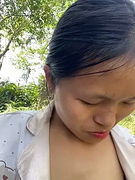 milo bae online show from 03/30/26, 02:12