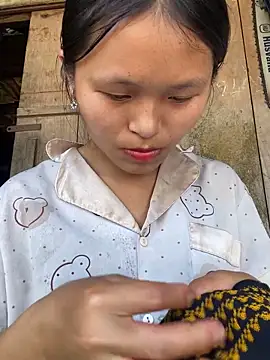 milo bae online show from 03/31/26, 07:53