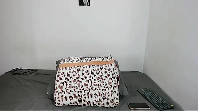 v3niceb1tch online show from 11/06/25, 04:52