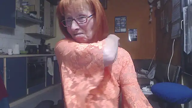 Snapshot of SexySilvie chatting on 02/24/26, 02:59 SexySilvie online show from 02/24/26, 02:59