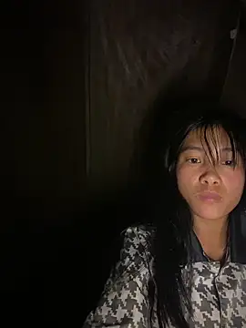 EmLy02 online show from 09/21/25, 02:29