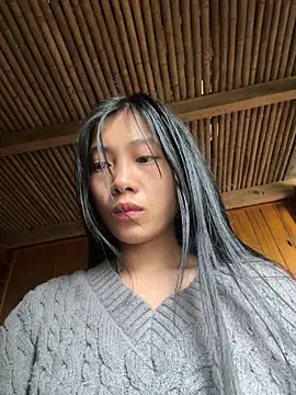 EmLy02 online show from 04/19/26, 02:33