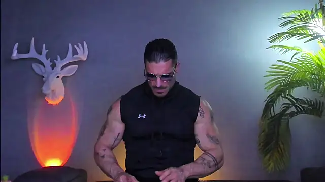 Snapshot of dennis_cox1 chatting on 12/20/25, 09:22 dennis cox1 online show from 12/20/25, 09:22