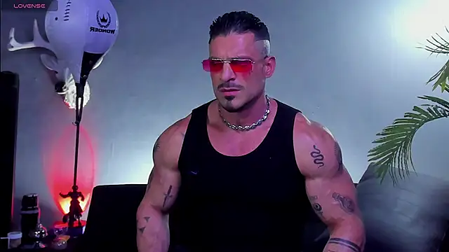 Snapshot of dennis_cox1 chatting on 01/14/26, 01:22 dennis cox1 online show from 01/14/26, 01:22