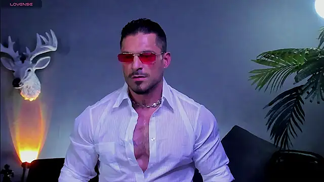 Snapshot of dennis_cox1 chatting on 02/03/26, 02:53 dennis cox1 online show from 02/03/26, 02:53