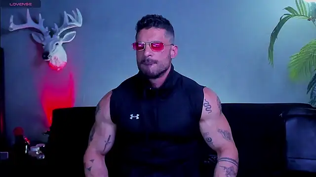 Snapshot of dennis_cox1 chatting on 02/26/26, 02:10 dennis cox1 online show from 02/26/26, 02:10