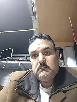 mM0140 online show from 12/15/25, 03:49