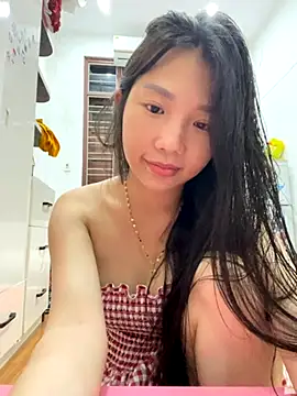 Miumieu online show from 11/09/25, 12:36