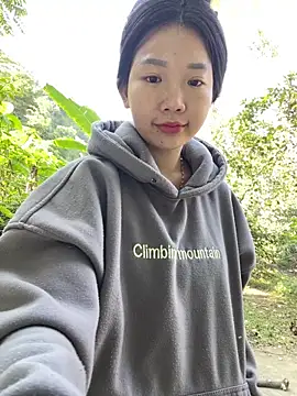 Miumieu online show from 11/29/25, 02:03