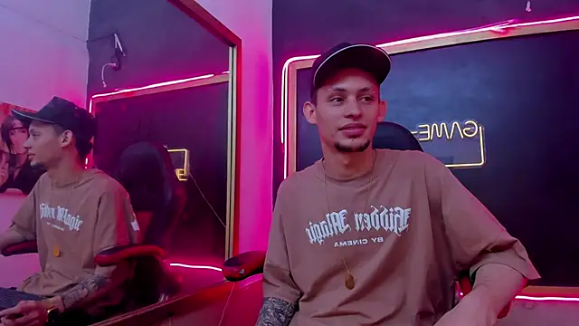 Snapshot of Asmodeo_24 chatting on 10/09/25, 02:26 Asmodeo 24 online show from 10/09/25, 02:26