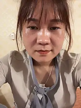 Snapshot of qinejr37 chatting on 09/20/25, 05:52 qinejr37 online show from 09/20/25, 05:52