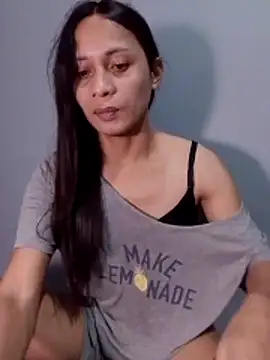 missruffa online show from 11/28/25, 02:47