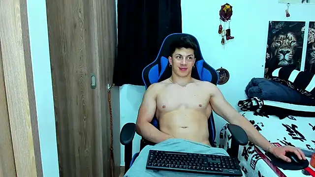 javiersexymann online show from 02/12/25, 10:26