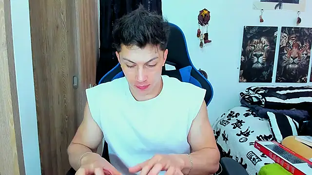 javiersexymann online show from 02/14/25, 05:03