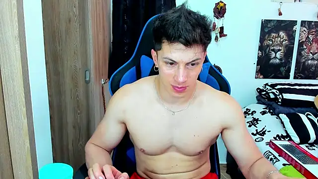 javiersexymann online show from 02/14/25, 08:05