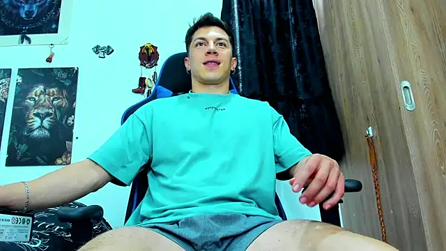 javiersexymann online show from 03/20/25, 09:13